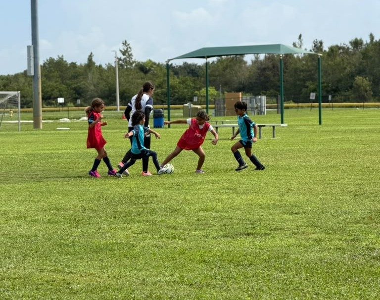 Entrenamiento de Homeschool Soccer